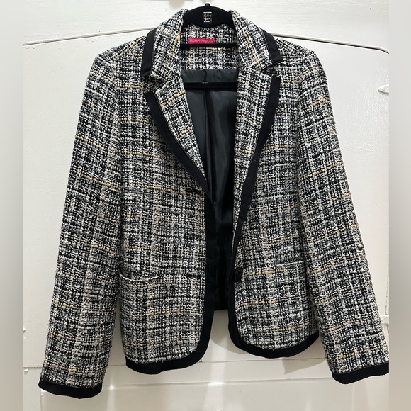 Tweed jacket - Picture 2 of 3
